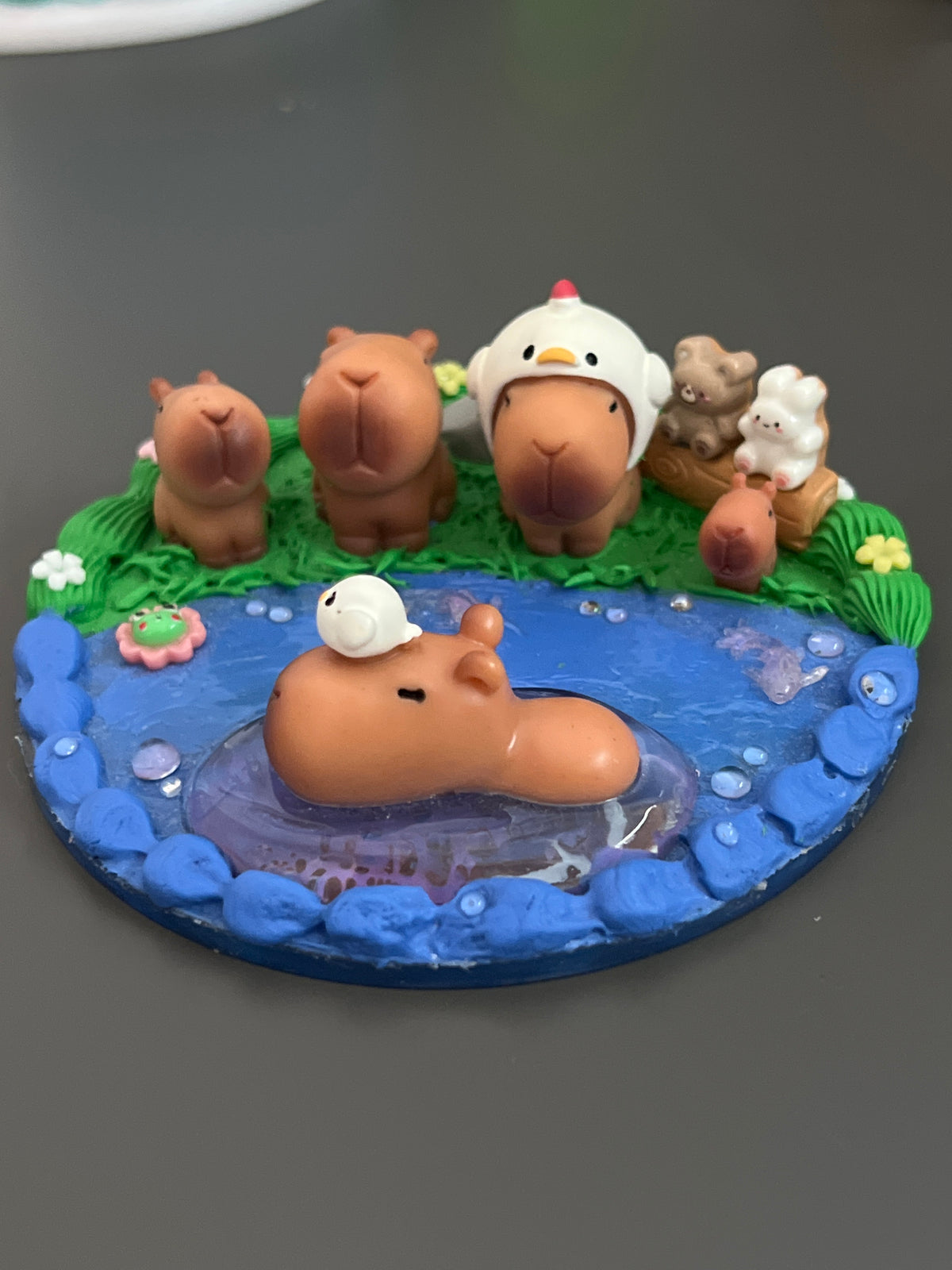 CapyBara Phone Stand Display